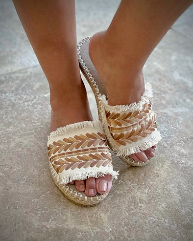 DOUBLE SPIKE SLIDE SLIPPERS - OXIDE