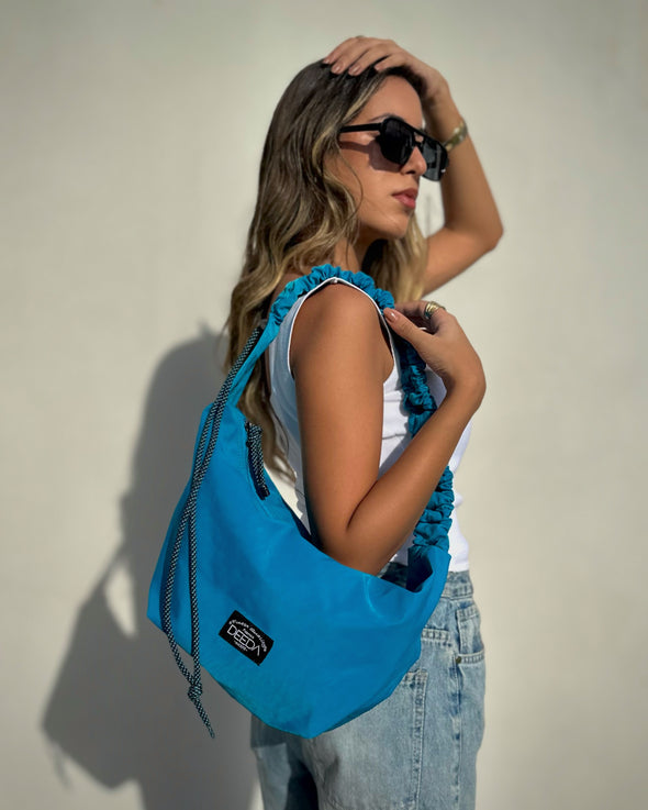 FRILLY HOBO BAG - BLUE