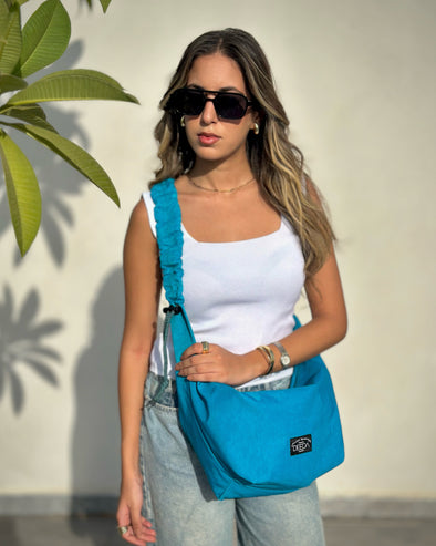 FRILLY HOBO BAG - BLUE