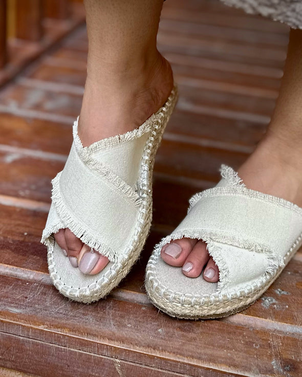 CRISS-CROSS CANVAS-JUTE SLIDES - BEIGE