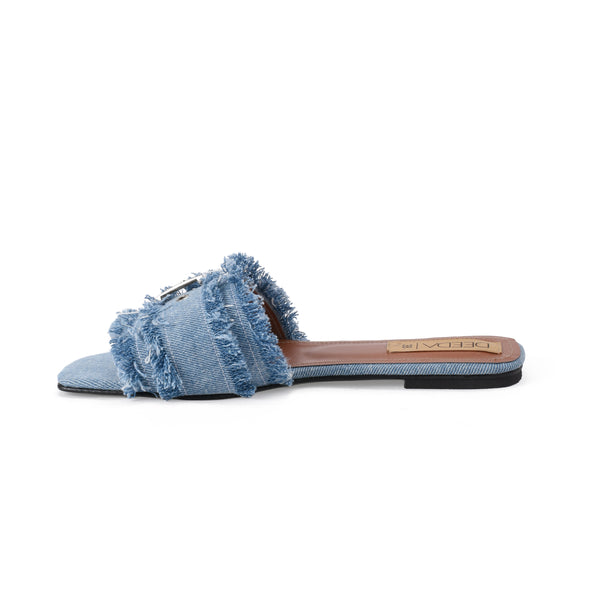 BUCKLE SLIDES - LIGHT BLUE DENIM