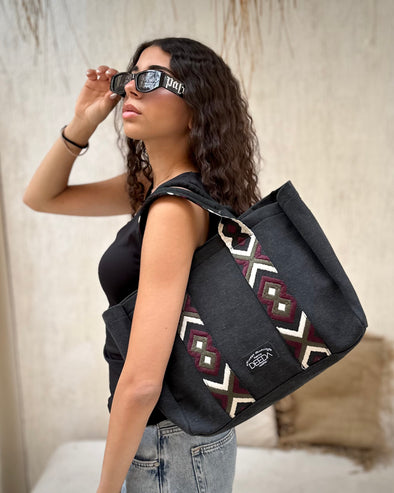 ZEINA TOTE BAG - BLACK