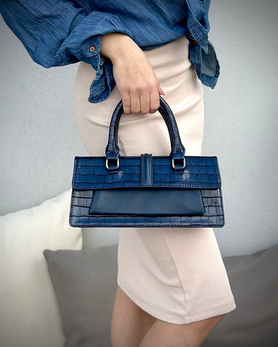 JETTA BAGUETTE CROSS-BODY BAG - NAVY